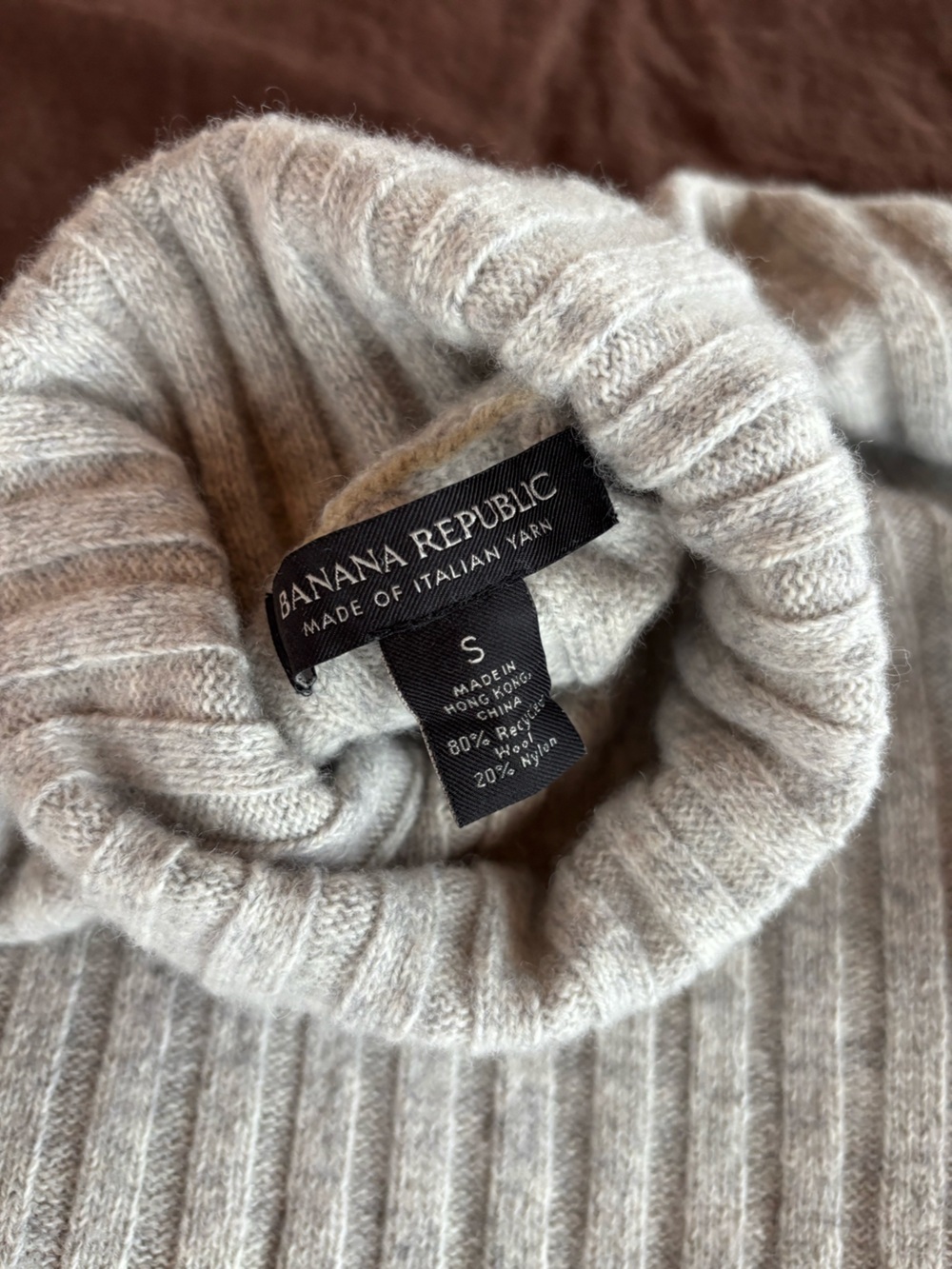 Soft Woolen Pullover - Picture 2 of 6